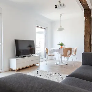 Apartamento Next Center Bus & Train Station Free Wifi, San Sebastián